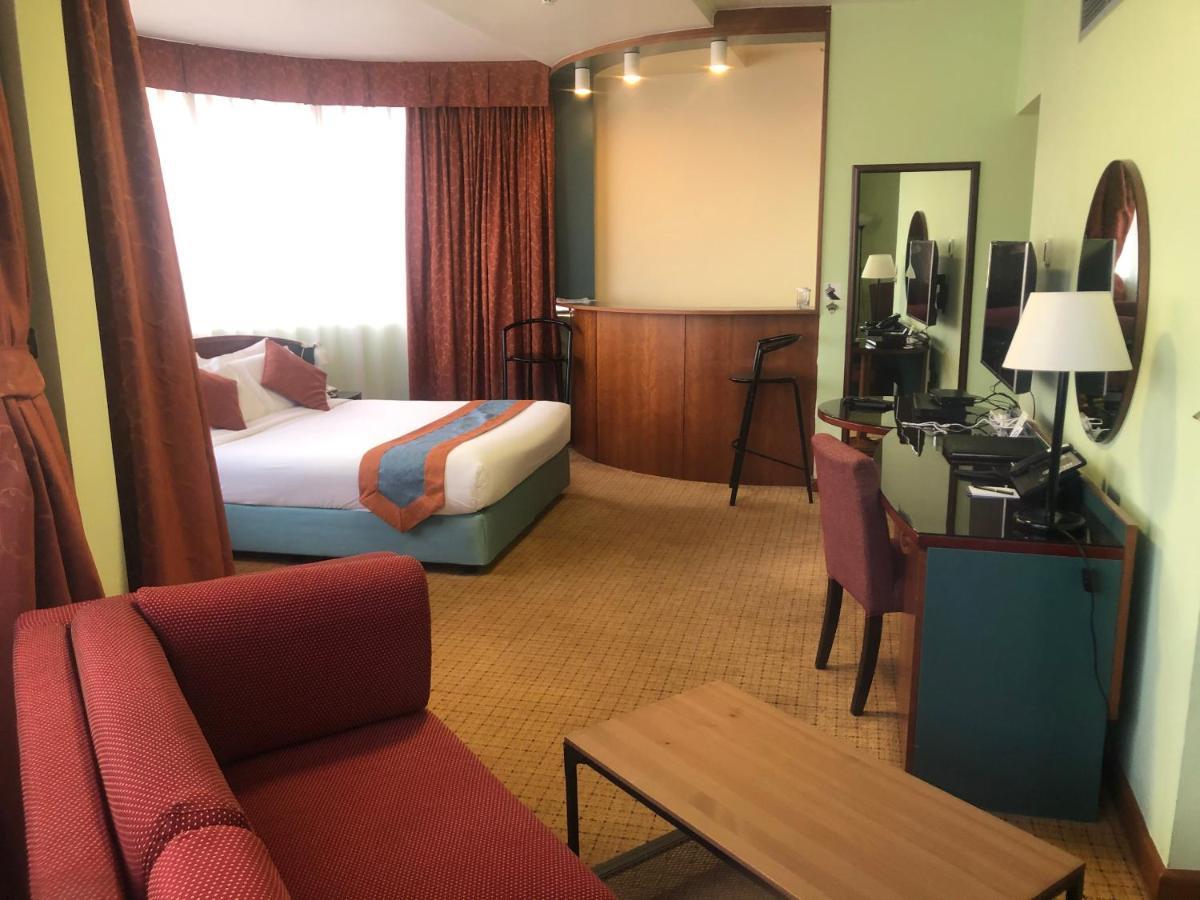 Al Diar Dana Hotel Abu Dabi Dış mekan fotoğraf